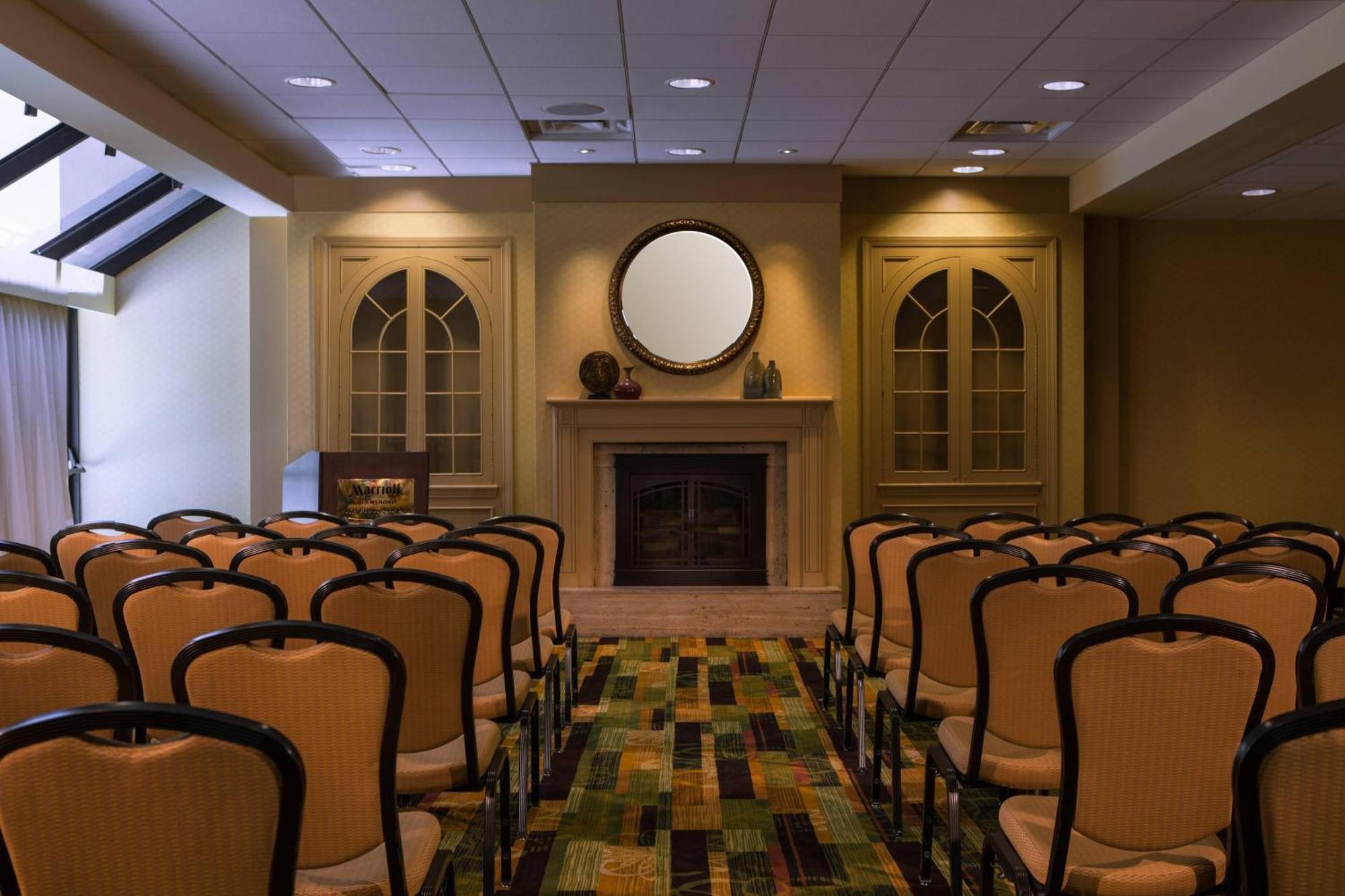 Greensboro-High Point Marriott Airport Бизнес снимка