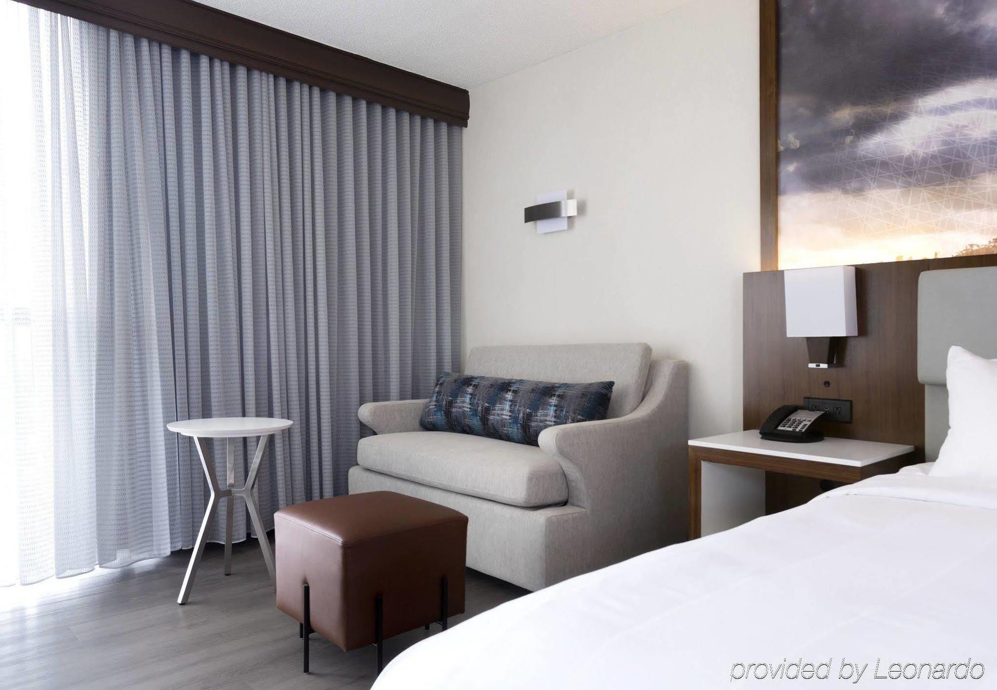 Greensboro-High Point Marriott Airport Екстериор снимка