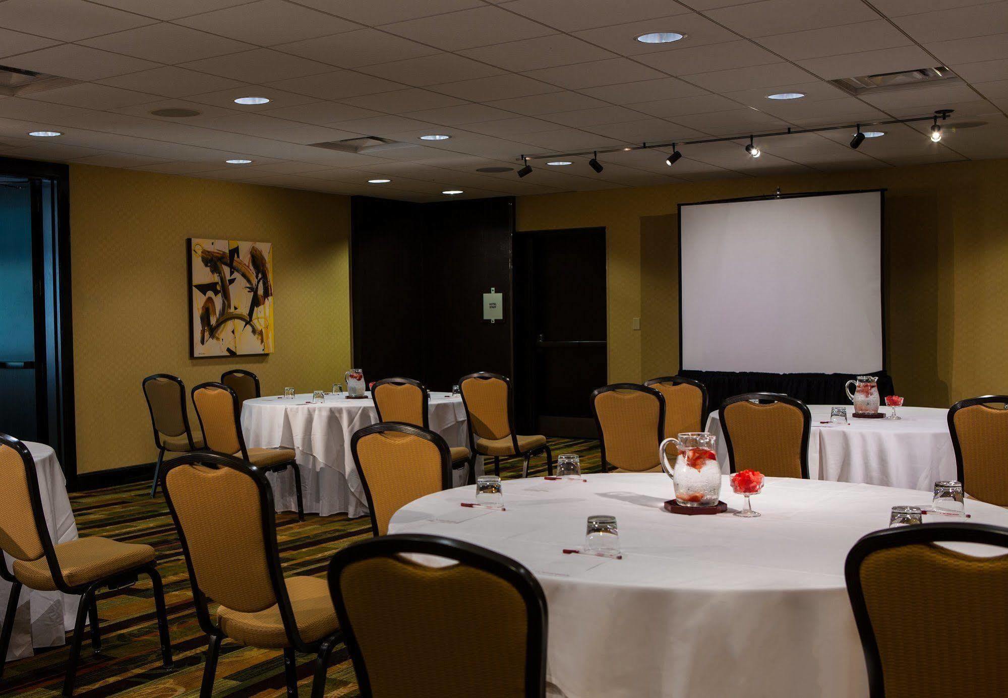 Greensboro-High Point Marriott Airport Екстериор снимка